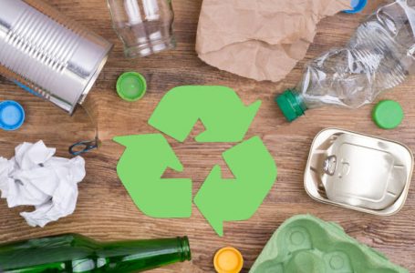 Evită aceste greșeli de reciclare: Lucrurile care ar trebui să fie excluse din containerele de reciclare